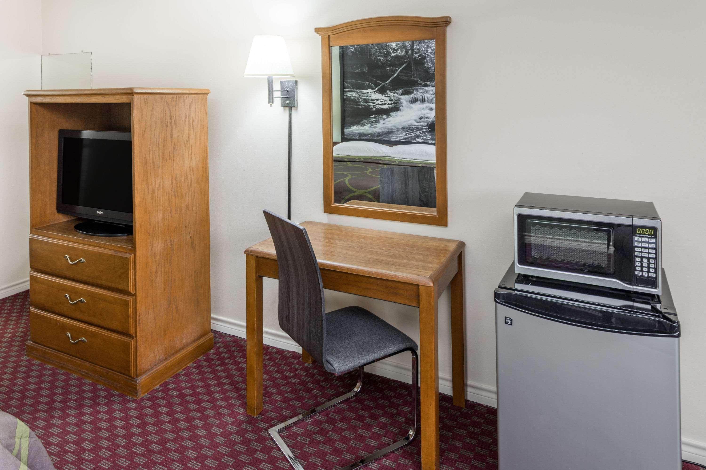 ซูเปอร์ 8 บาย วินด์แฮม โฮป Hotel Hope ภายนอก รูปภาพ
